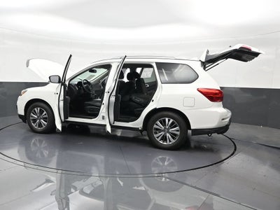 2020 Nissan Pathfinder SV