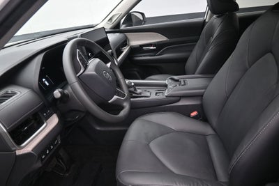2024 Toyota Grand Highlander Hybrid XLE