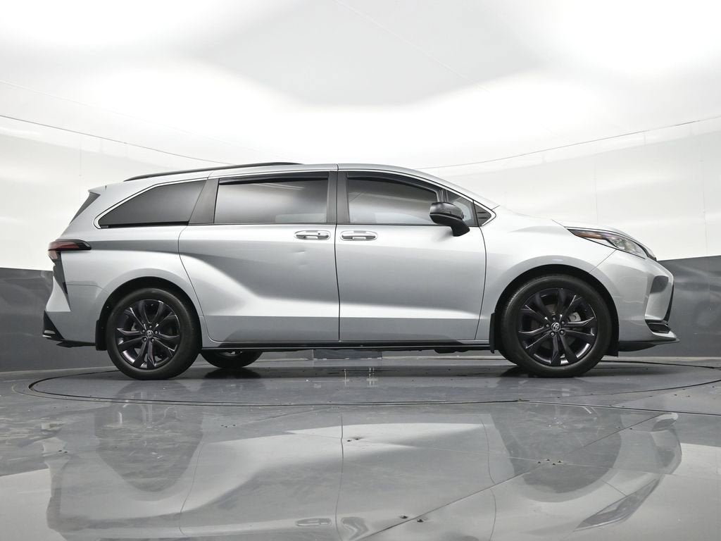 2024 Toyota Sienna XSE