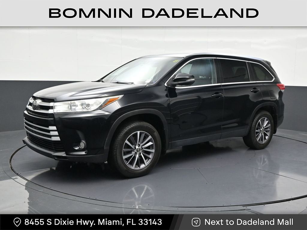 2019 Toyota Highlander SE