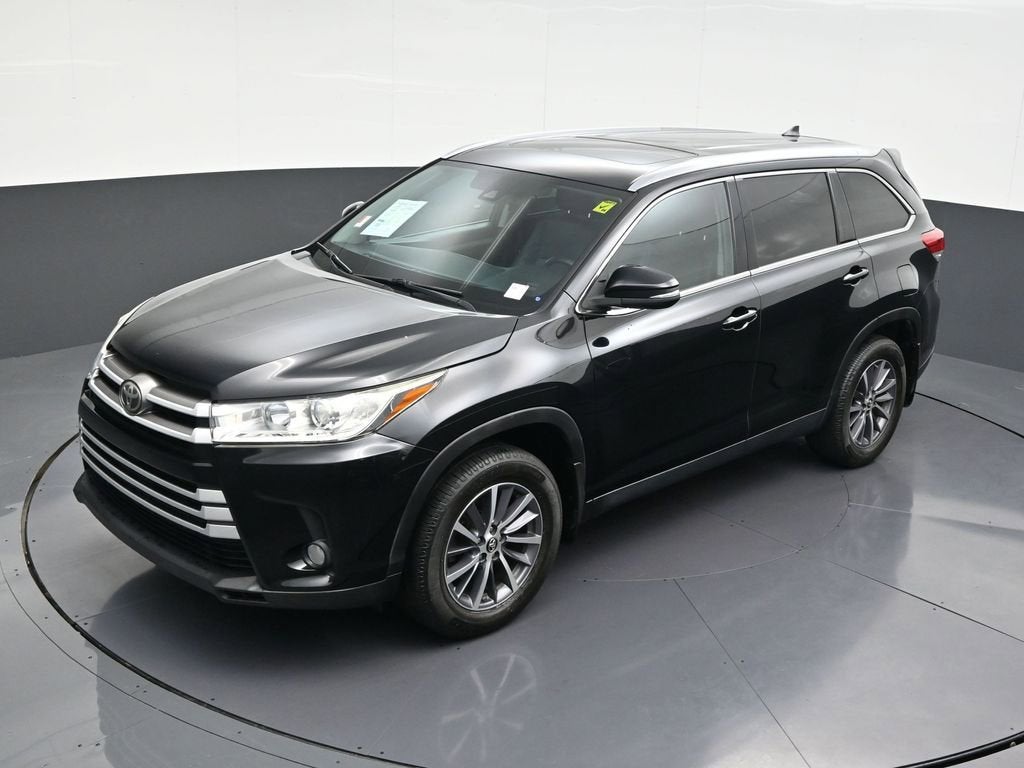 2019 Toyota Highlander SE