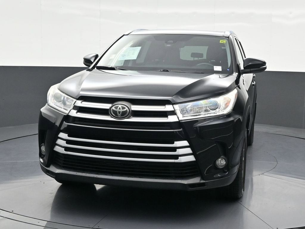 2019 Toyota Highlander SE