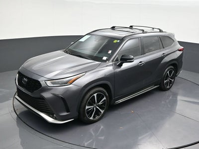 2022 Toyota Highlander XSE