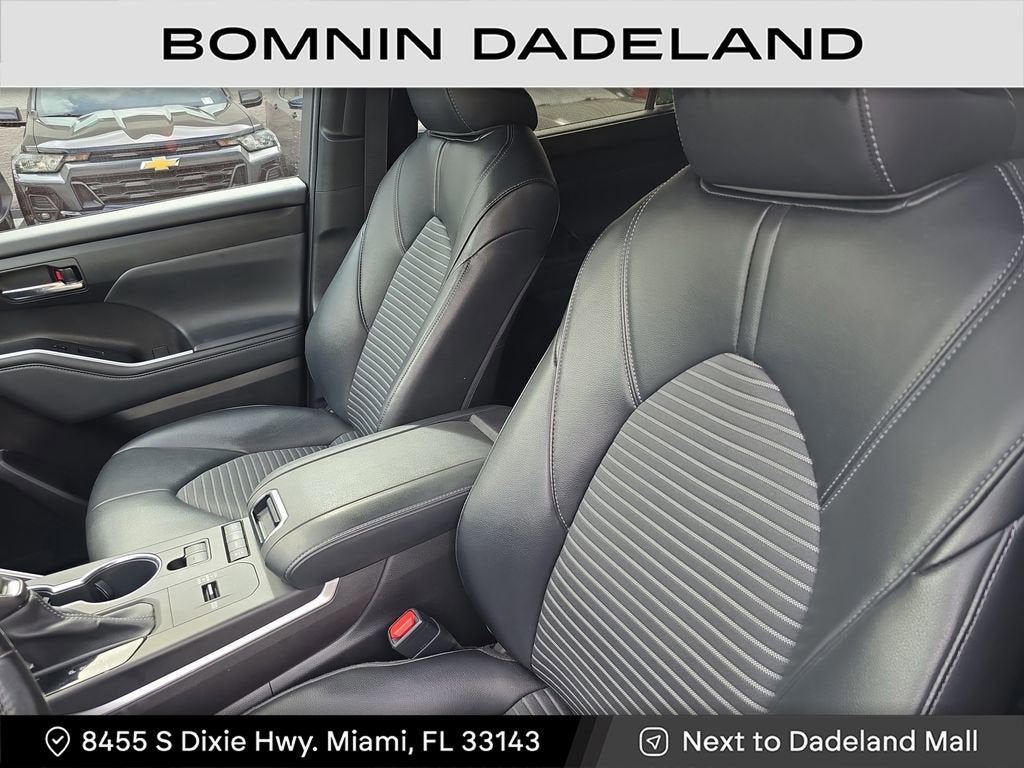 2022 Toyota Highlander XSE