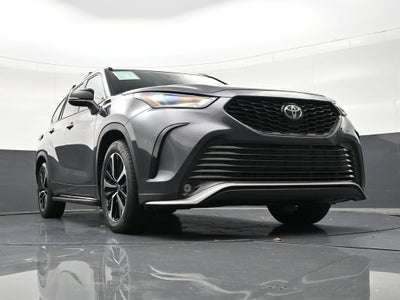 2022 Toyota Highlander XSE