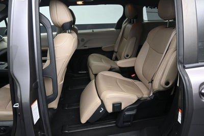 2021 Toyota Sienna Platinum