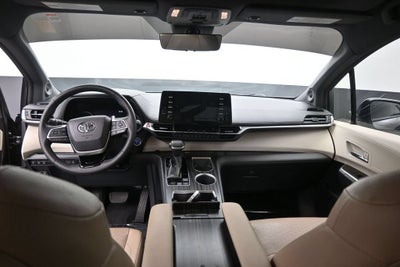 2021 Toyota Sienna Platinum
