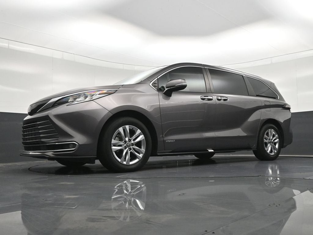 2021 Toyota Sienna Platinum