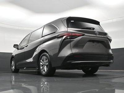 2021 Toyota Sienna Platinum