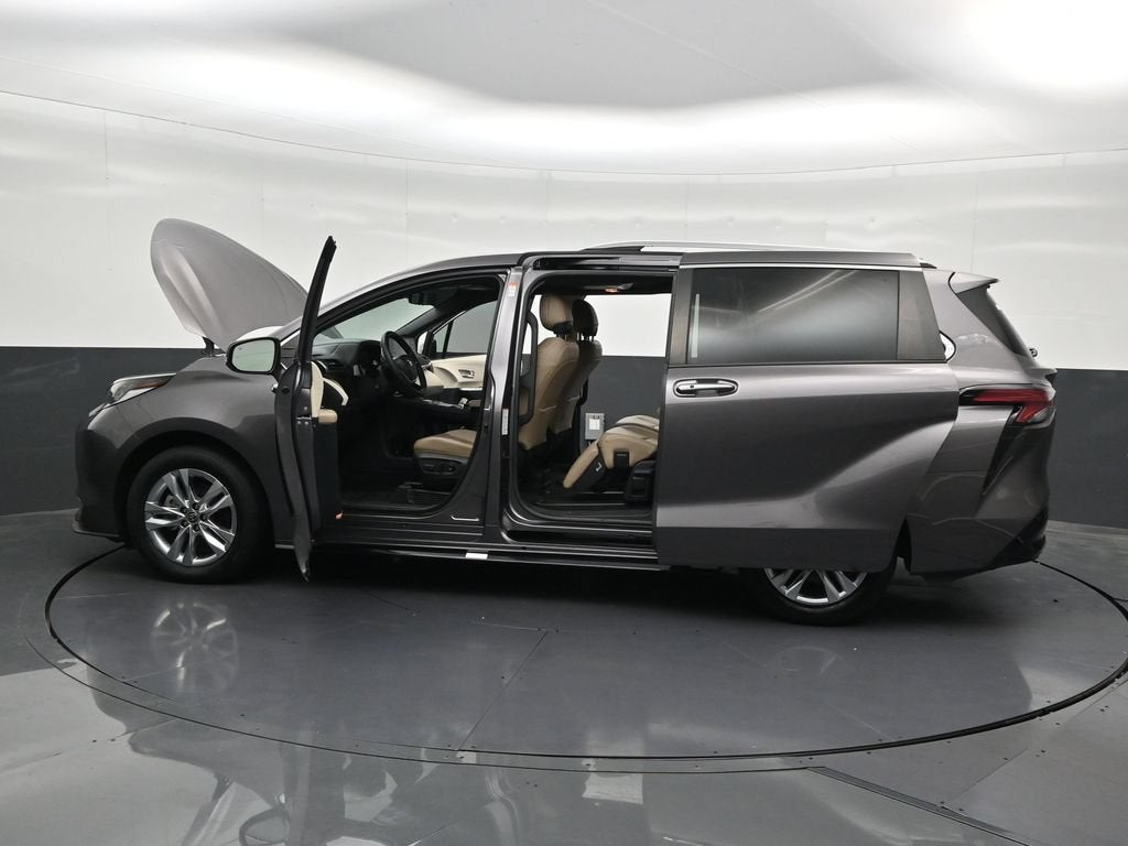 2021 Toyota Sienna Platinum