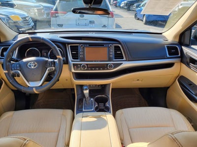 2018 Toyota Highlander LE