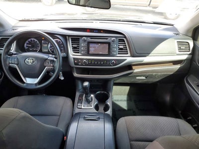 2018 Toyota Highlander LE