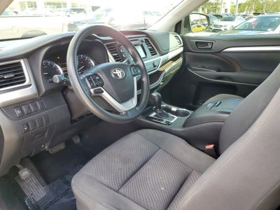2018 Toyota Highlander LE