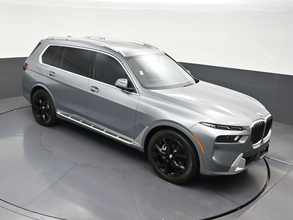 2025 BMW X7 xDrive40i