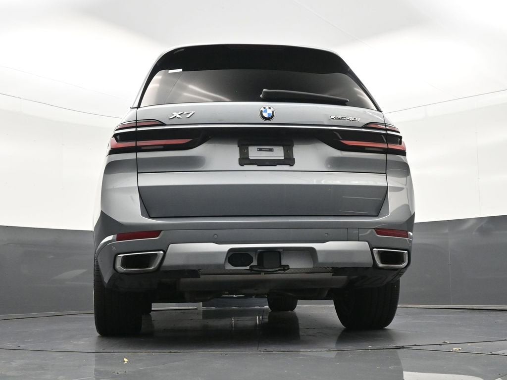 2025 BMW X7 xDrive40i