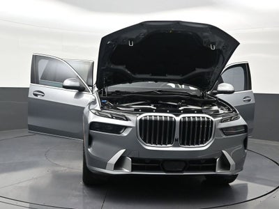 2025 BMW X7 xDrive40i