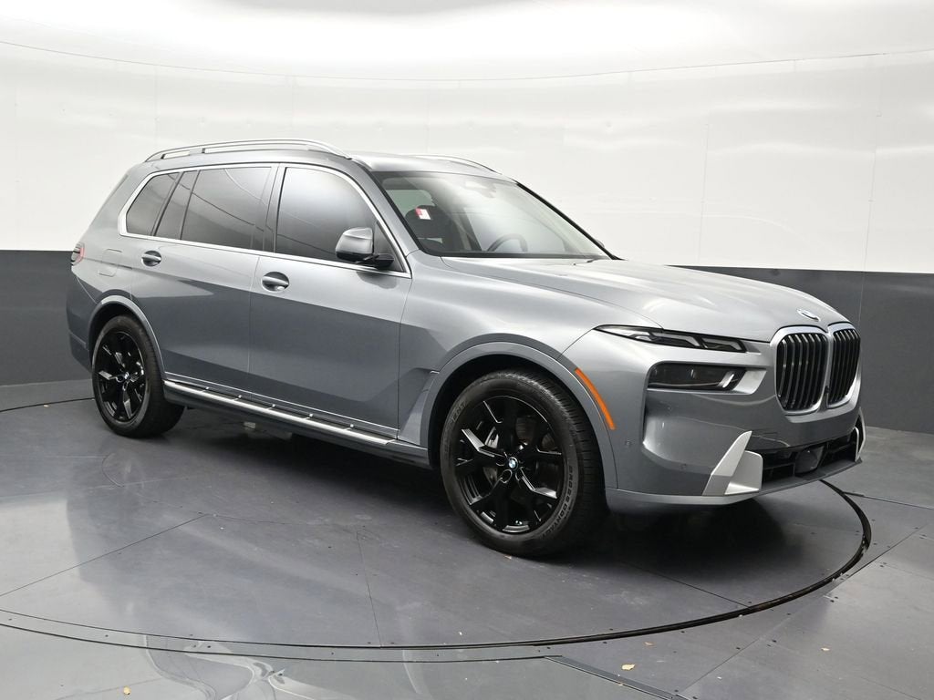 2025 BMW X7 xDrive40i