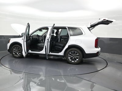 2024 Kia Telluride LX