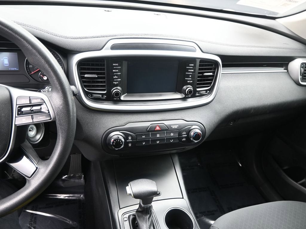 2020 Kia Sorento LX V6