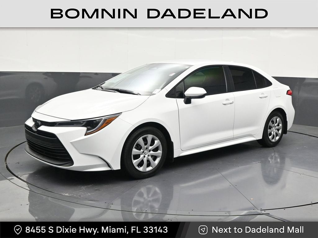 2025 Toyota Corolla LE