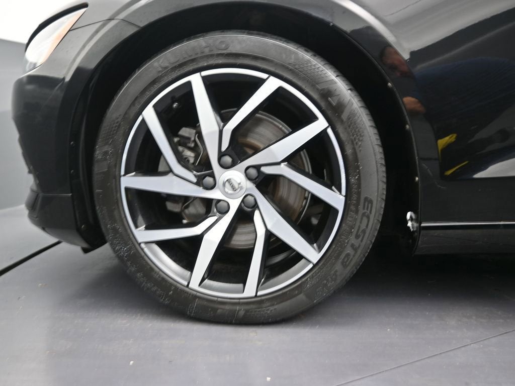 2019 Volvo S60 Momentum
