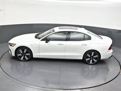 2024 Volvo S60 Recharge Plug-In Hybrid T8 Plus Dark Theme
