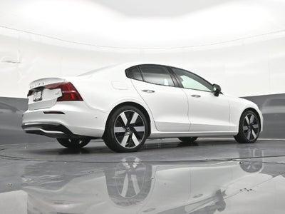 2024 Volvo S60 Recharge Plug-In Hybrid T8 Plus Dark Theme