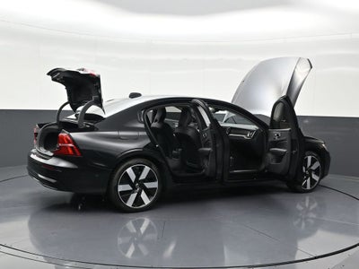 2024 Volvo S60 Recharge Plug-In Hybr Plus Dark Theme