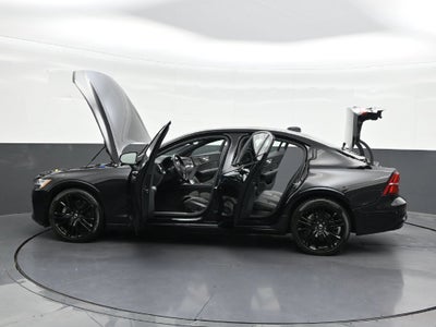 2024 Volvo S60 Plus Black Edition