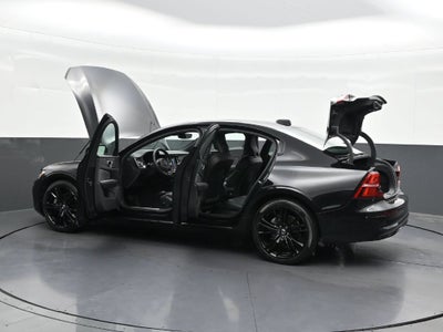 2024 Volvo S60 Plus Black Edition