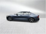 2023 Volvo S60 Core Dark Theme