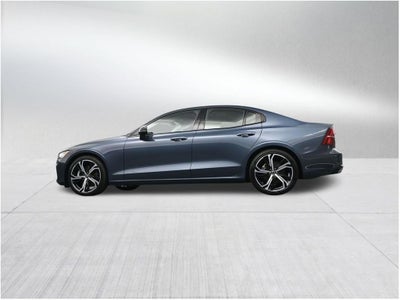 2023 Volvo S60 Core Dark Theme