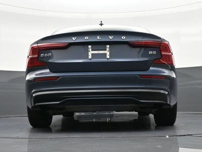 2023 Volvo S60 Core Dark Theme