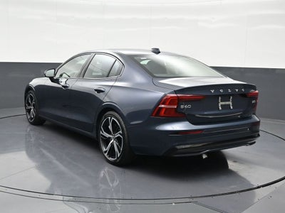 2023 Volvo S60 Core Dark Theme