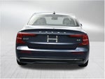 2023 Volvo S60 Core Dark Theme