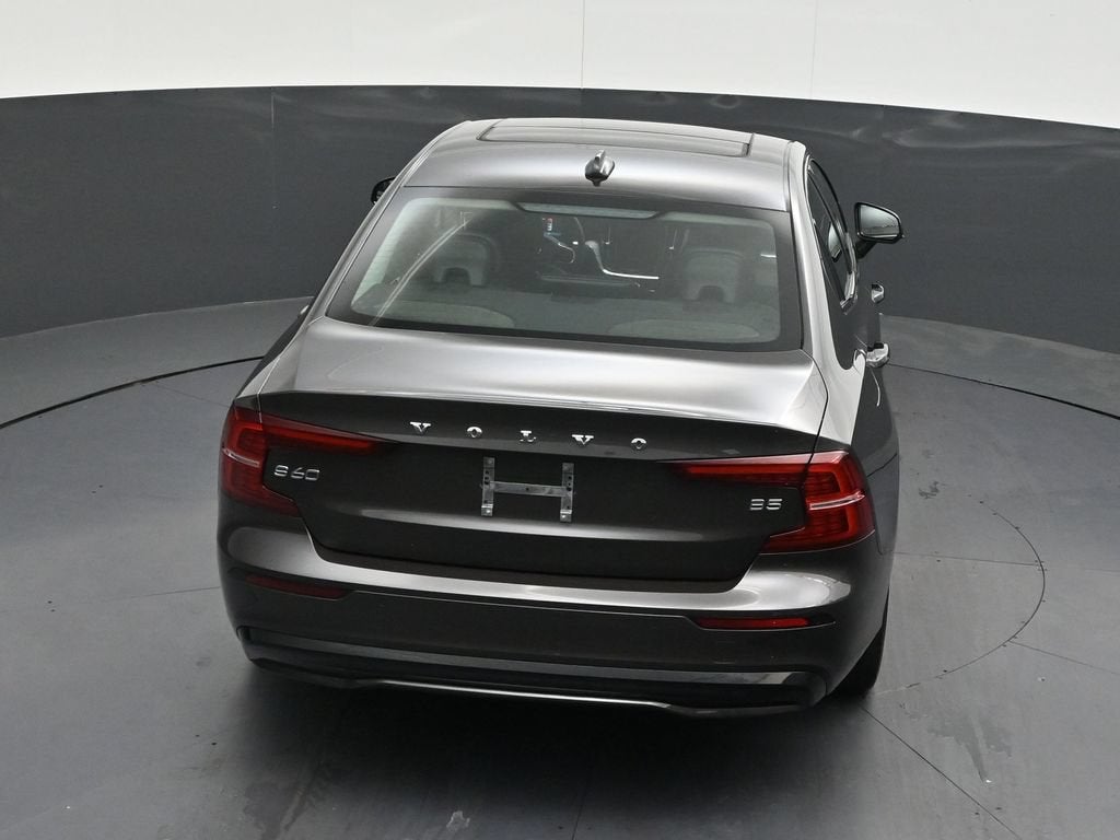 2024 Volvo S60 B5 Core Dark Theme