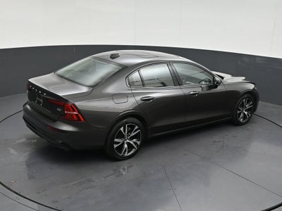 2024 Volvo S60 B5 Core Dark Theme