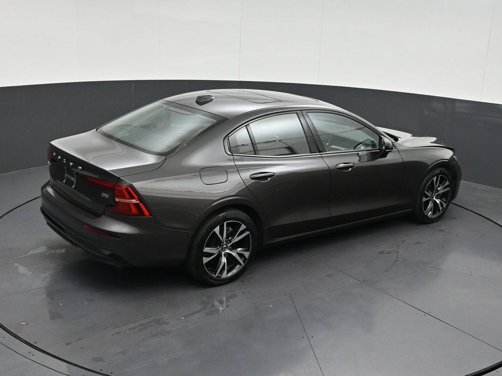 2024 Volvo S60 B5 Core Dark Theme