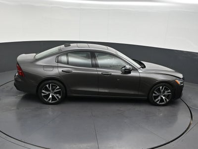 2024 Volvo S60 B5 Core Dark Theme