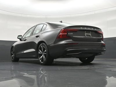 2024 Volvo S60 B5 Core Dark Theme