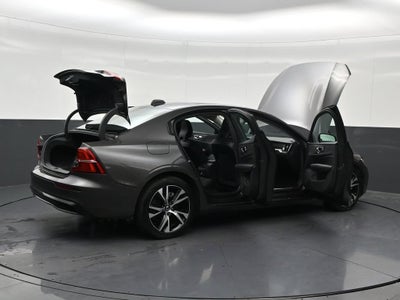2024 Volvo S60 B5 Core Dark Theme