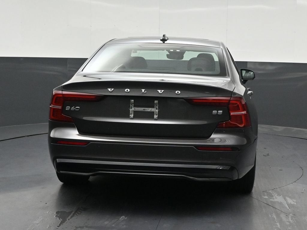 2024 Volvo S60 B5 Core Dark Theme