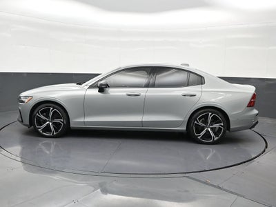 2024 Volvo S60 Plus Dark Theme