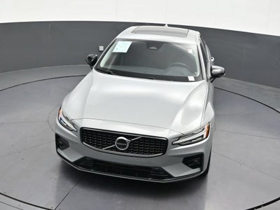 2024 Volvo S60 Plus Dark Theme