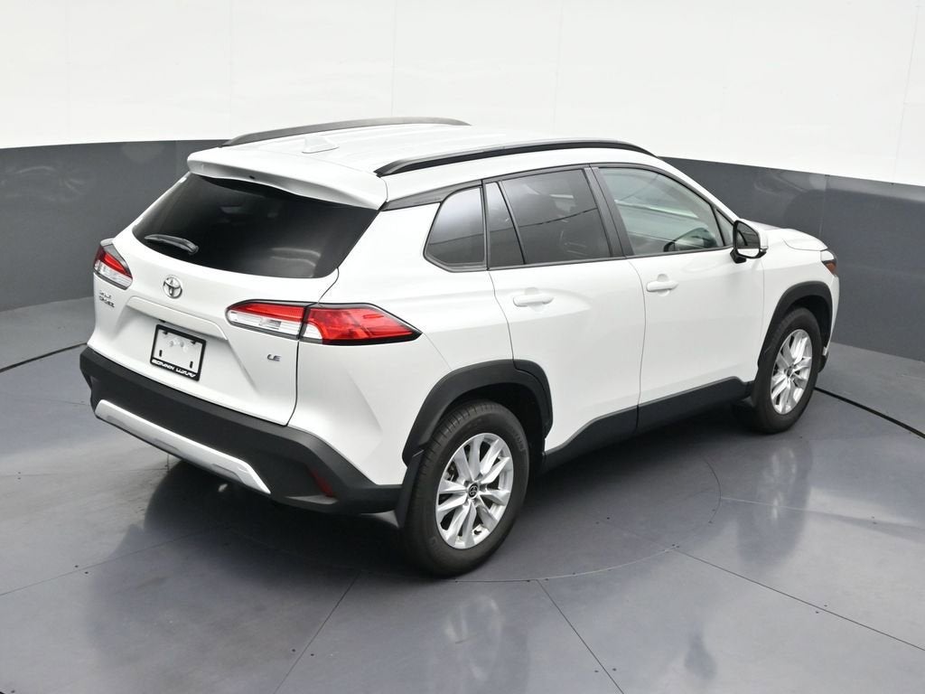 2024 Toyota Corolla Cross LE