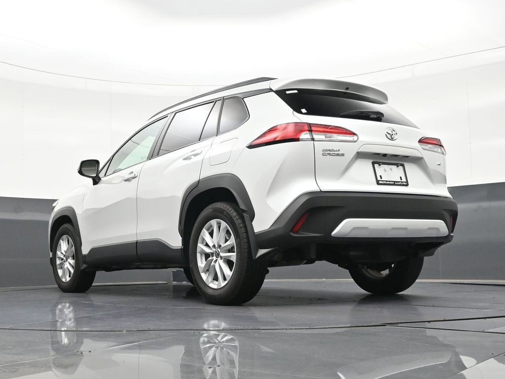 2024 Toyota Corolla Cross LE