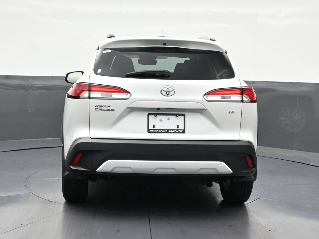 2024 Toyota Corolla Cross LE