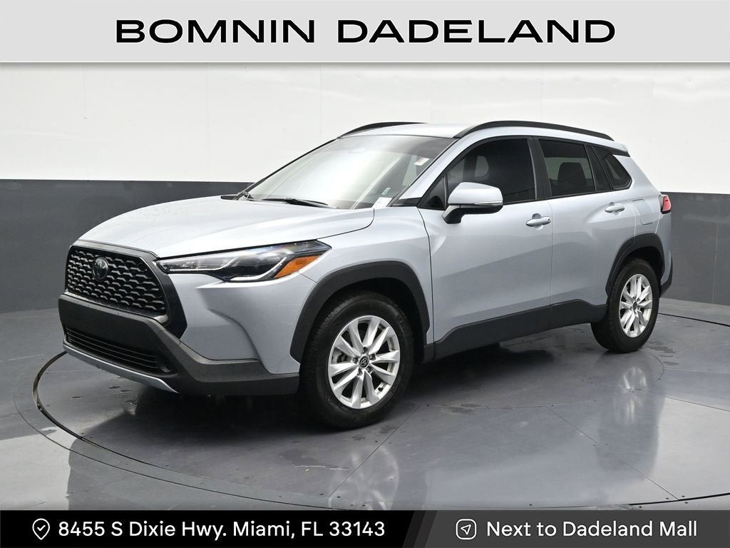 2023 Toyota Corolla Cross LE