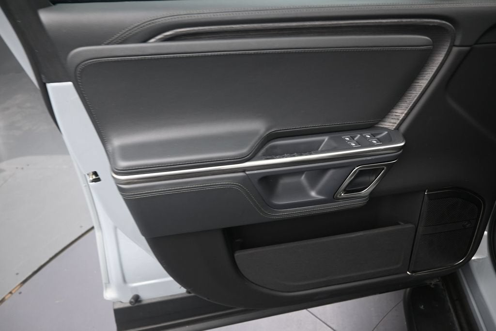 2023 RIVIAN R1S Launch Edition