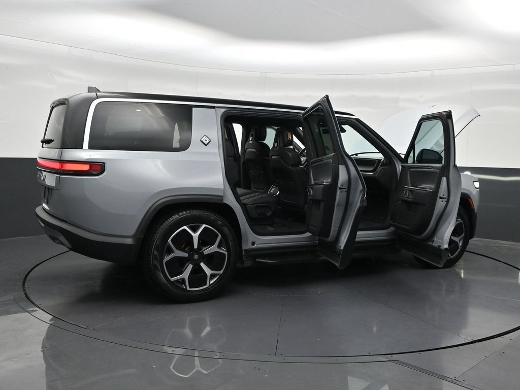 2023 RIVIAN R1S Launch Edition
